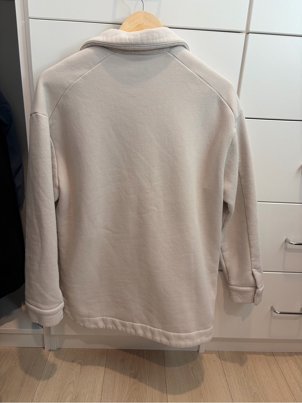Vuori Cream Utility Shacket Jacket - Picture 3 of 3